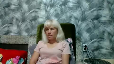 sakura_blonde online show from 9, 10, 2025