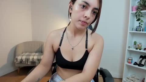 Snapshot of sakura_harper chatting on 4, 11, 2025 Sakura Harper online show from 4, 11, 2025