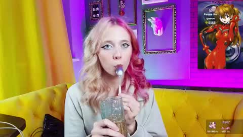 Snapshot of sakurabliss chatting on 13, 10, 2025 sakurabliss online show from 13, 10, 2025