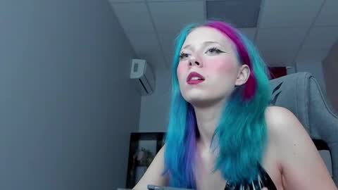 Snapshot of sakurabliss chatting on 8, 11, 2025 sakurabliss online show from 8, 11, 2025