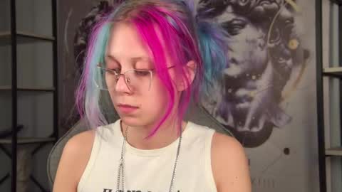 Snapshot of sakurabliss chatting on 18, 11, 2025 sakurabliss online show from 18, 11, 2025