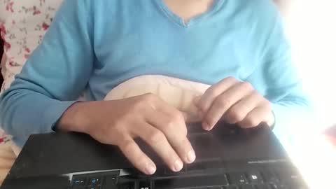 Snapshot of salah442765 chatting on 24, 4, 2026 salah442765 online show from 24, 4, 2026