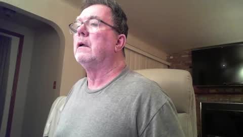 Snapshot of sally______ chatting on 20, 4, 2026 sally______ online show from 20, 4, 2026