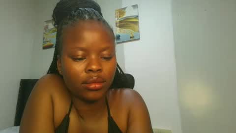 Snapshot of sallysasha254 chatting on 5, 1, 2025 sallysasha254 online show from 5, 1, 2025