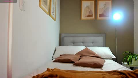 Snapshot of salo____ chatting on 24, 4, 2026 Salo online show from 24, 4, 2026