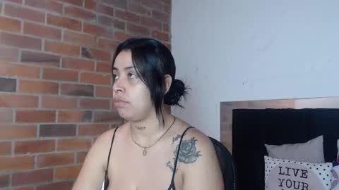 Snapshot of salome__hills chatting on 26, 11, 2025 online show from 26, 11, 2025