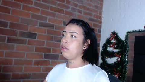   online show from 19, 12, 2024