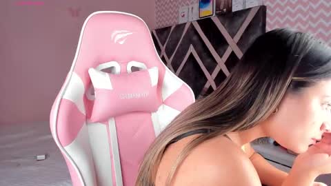 Snapshot of saloome_miller chatting on 3, 12, 2024 Salome online show from 3, 12, 2024