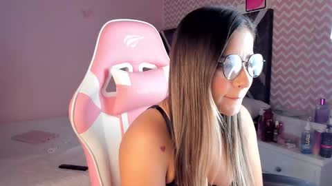 Snapshot of saloome_miller chatting on 12, 1, 2025 Salome online show from 12, 1, 2025