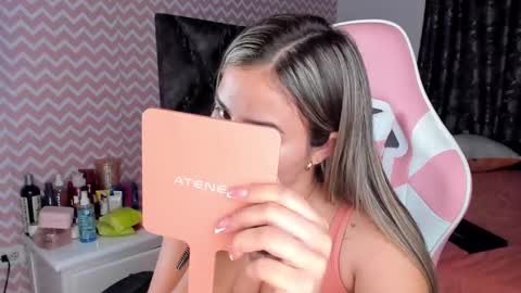 Snapshot of saloome_miller chatting on 31, 1, 2025 Salome online show from 31, 1, 2025