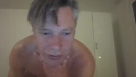 Snapshot of salsapaulus chatting on 23, 4, 2026 salsapaulus online show from 23, 4, 2026