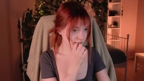 Snapshot of salt_mira chatting on 15, 4, 2026 salt_mira online show from 15, 4, 2026