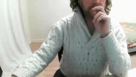 Saltimbanquier  Salt  ou  Banquier  online show from 11, 2, 2025