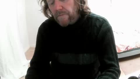 Saltimbanquier  Salt  ou  Banquier  online show from 6, 3, 2025