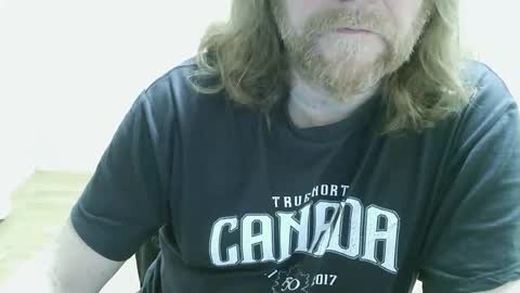 Snapshot of saltimbanquier chatting on 3, 3, 2026 Saltimbanquier Salt ou Banquier online show from 3, 3, 2026