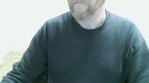 Snapshot of saltimbanquier chatting on 6, 3, 2026 Saltimbanquier Salt ou Banquier online show from 6, 3, 2026