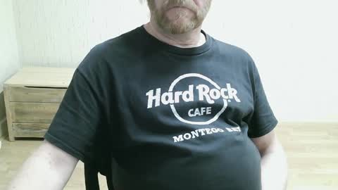 Snapshot of saltimbanquier chatting on 9, 4, 2026 Saltimbanquier Salt ou Banquier online show from 9, 4, 2026