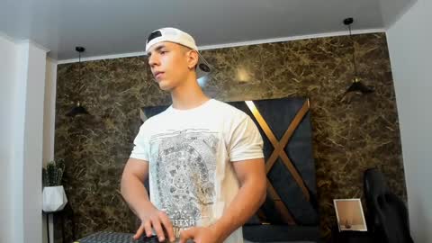 SALVATORE online show from 10, 1, 2025