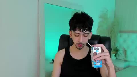 Snapshot of salvatore_monterey chatting on 25, 9, 2025 salvatore online show from 25, 9, 2025