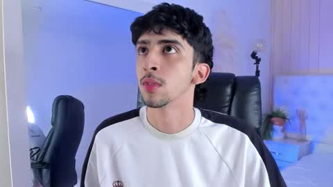 Snapshot of salvatore_monterey chatting on 14, 10, 2025 salvatore online show from 14, 10, 2025