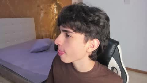 Snapshot of salvatore_monterey chatting on 8, 3, 2026 salvatore online show from 8, 3, 2026