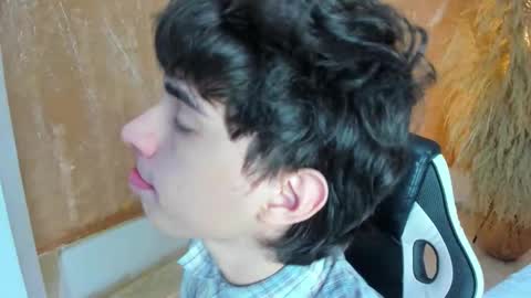 Snapshot of salvatore_monterey chatting on 24, 3, 2026 salvatore online show from 24, 3, 2026