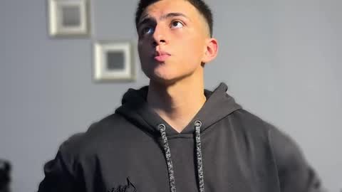 Snapshot of salvatore_romanoo chatting on 8, 3, 2026 Salvatore online show from 8, 3, 2026