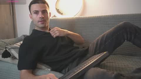 Esteban online show from 19, 11, 2025