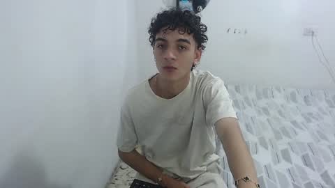 sam__cute online show from 19, 6, 2026