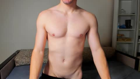 Snapshot of sam_huston18 chatting on 29, 11, 2025 BACK IN 2 WEEKS online show from 29, 11, 2025