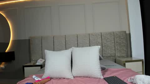 Snapshot of sam_naughtyy8 chatting on 15, 11, 2025 Sanem online show from 15, 11, 2025