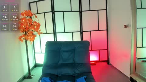 Sam online show from 6, 10, 2025