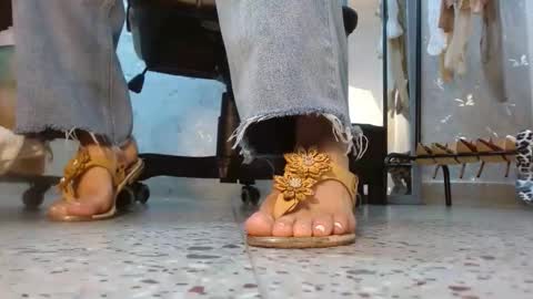 Snapshot of samanta_brownn_ chatting on 19, 12, 2025 samanta online show from 19, 12, 2025