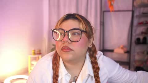 Snapshot of samanta_cutee1 chatting on 4, 6, 2026 SAMANTA online show from 4, 6, 2026
