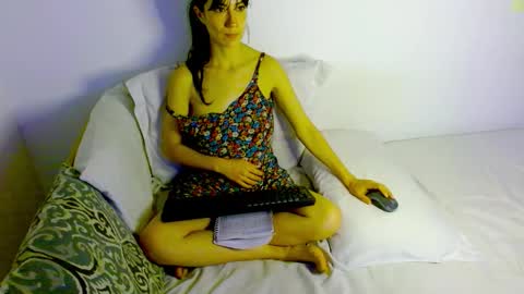 Snapshot of samanta_r_ chatting on 2, 3, 2026 Samanta online show from 2, 3, 2026