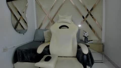 Snapshot of samantaht chatting on 6, 12, 2024 samantaht online show from 6, 12, 2024