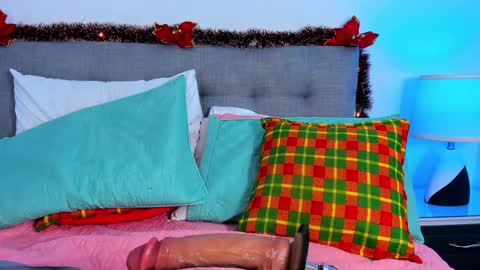 Samantha Vega online show from 7, 12, 2024