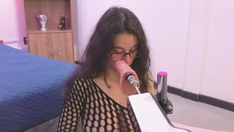 Snapshot of samantha_blow chatting on 22, 4, 2026 samantha_blow online show from 22, 4, 2026