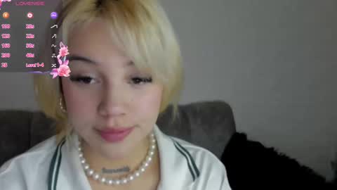 samantha_browwnn online show from 17, 2, 2025