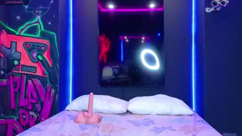 Snapshot of samantha_decker chatting on 27, 5, 2026 Samantha Decker online show from 27, 5, 2026