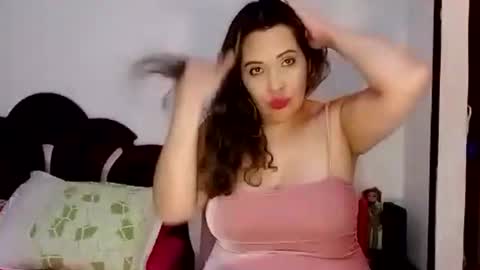 Samantha  Gomez  online show from 10, 2, 2025