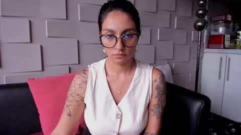 Snapshot of samantha_jadee chatting on 3, 1, 2025 Samantha online show from 3, 1, 2025