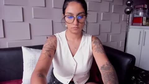 Snapshot of samantha_jadee chatting on 3, 1, 2025 Samantha online show from 3, 1, 2025