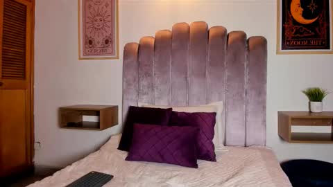 samantha_lux_ online show from 31, 10, 2025