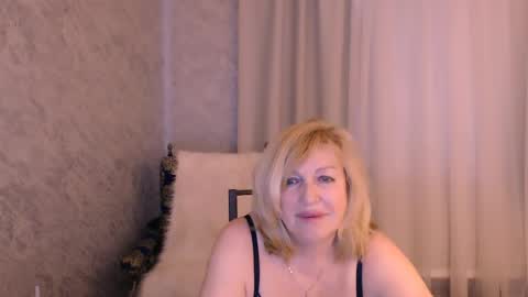 Snapshot of samantha_si chatting on 5, 4, 2026 Samantha online show from 5, 4, 2026