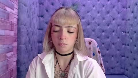 Samantha Smitth online show from 3, 10, 2025