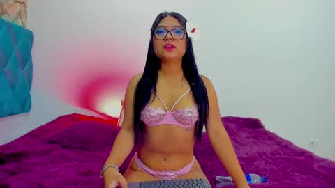 Snapshot of samanthaarosse chatting on 31, 3, 2026 Samantha online show from 31, 3, 2026