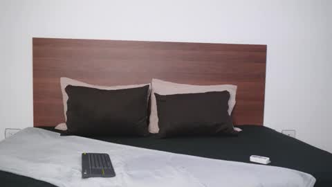 samanthaawellss online show from 3, 12, 2025