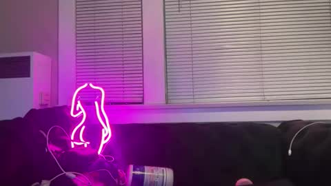 Snapshot of samanthafever chatting on 26, 11, 2025 samanthafever online show from 26, 11, 2025