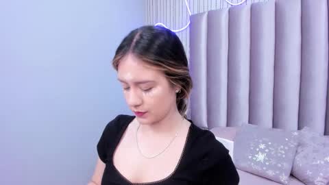 Snapshot of samanthapeachs chatting on 3, 12, 2025 Alejandra online show from 3, 12, 2025